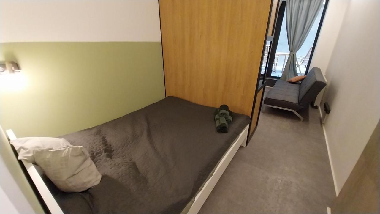 Peaceful Basement Apartment With Terrace & Free Gym 布达佩斯 外观 照片